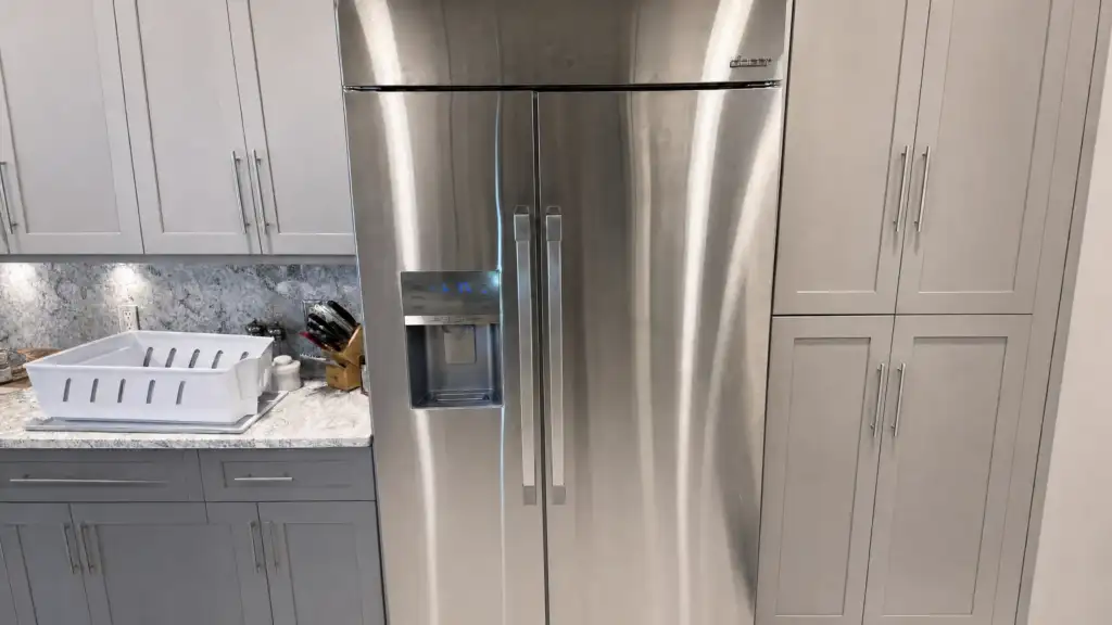 fridge-is-leaking-water 1