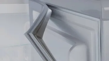 Freezer-Door-Not-Sealing